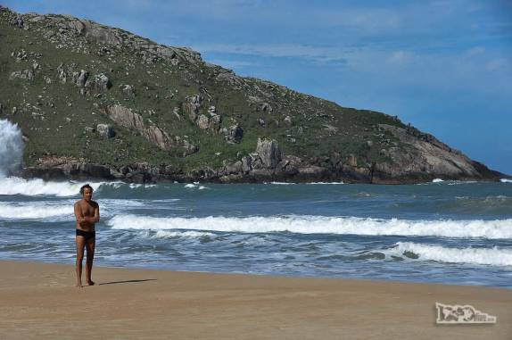 Curtindo a praia da Lagoinha do Leste, na costa sul de Florianópolis, em Santa Catarina